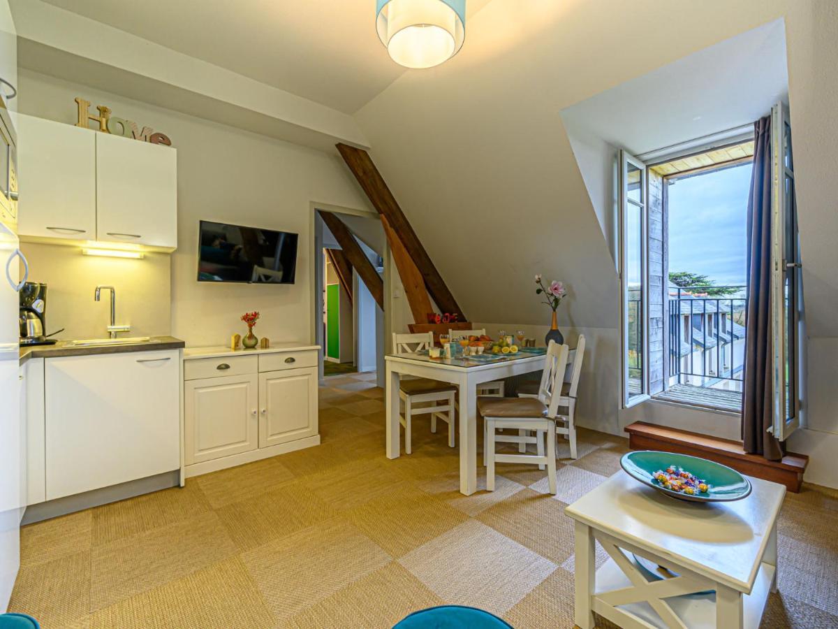 Apartment Chateau De Kergonano-10 By Interhome Baden Eksteriør billede